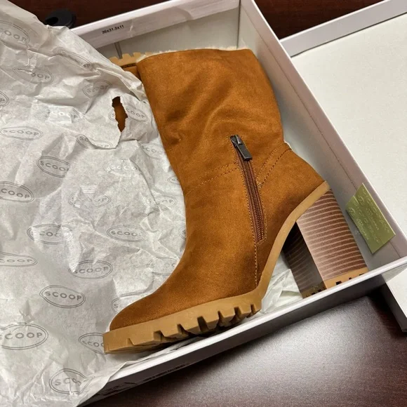 Women’s Size 7 New in Box Stacey Shearling Fold Over Stacked Heel Brown Boot - Picture 10 of 10